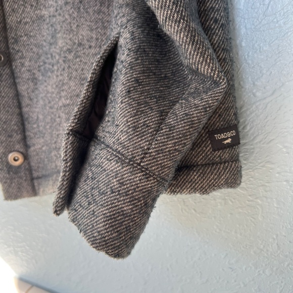 TOAD & CO Burntside Trucker Jacket in Blue WS - Picture 7 of 8